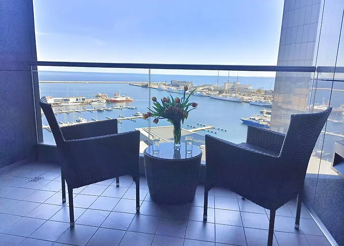 Sea Towers Apartment